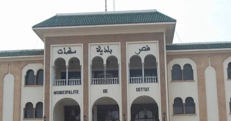 قرار جماعي بسطات يمنع بيع الأضاحي داخل المجال الحضري ويستثني السوق الأسبوعي