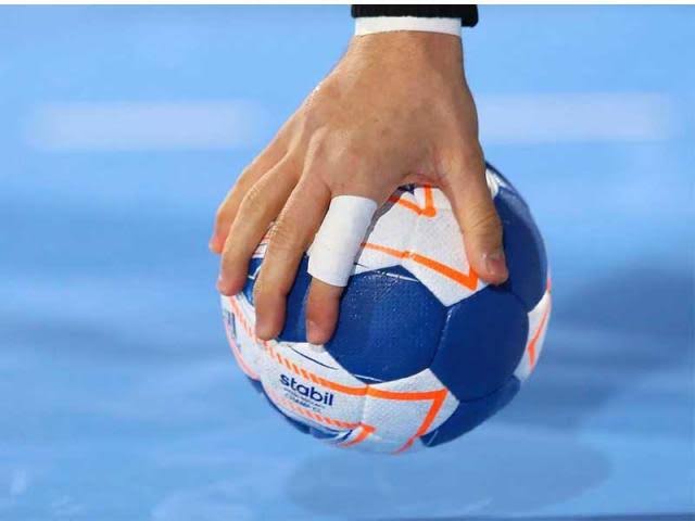الدار البيضاء تحتضن نصف نهائي ونهائي كأس العرش لكرة اليد نهاية الأسبوع الدار البيضاء تحتضن نصف نهائي ونهائي كأس العرش لكرة اليد نهاية الأسبوع