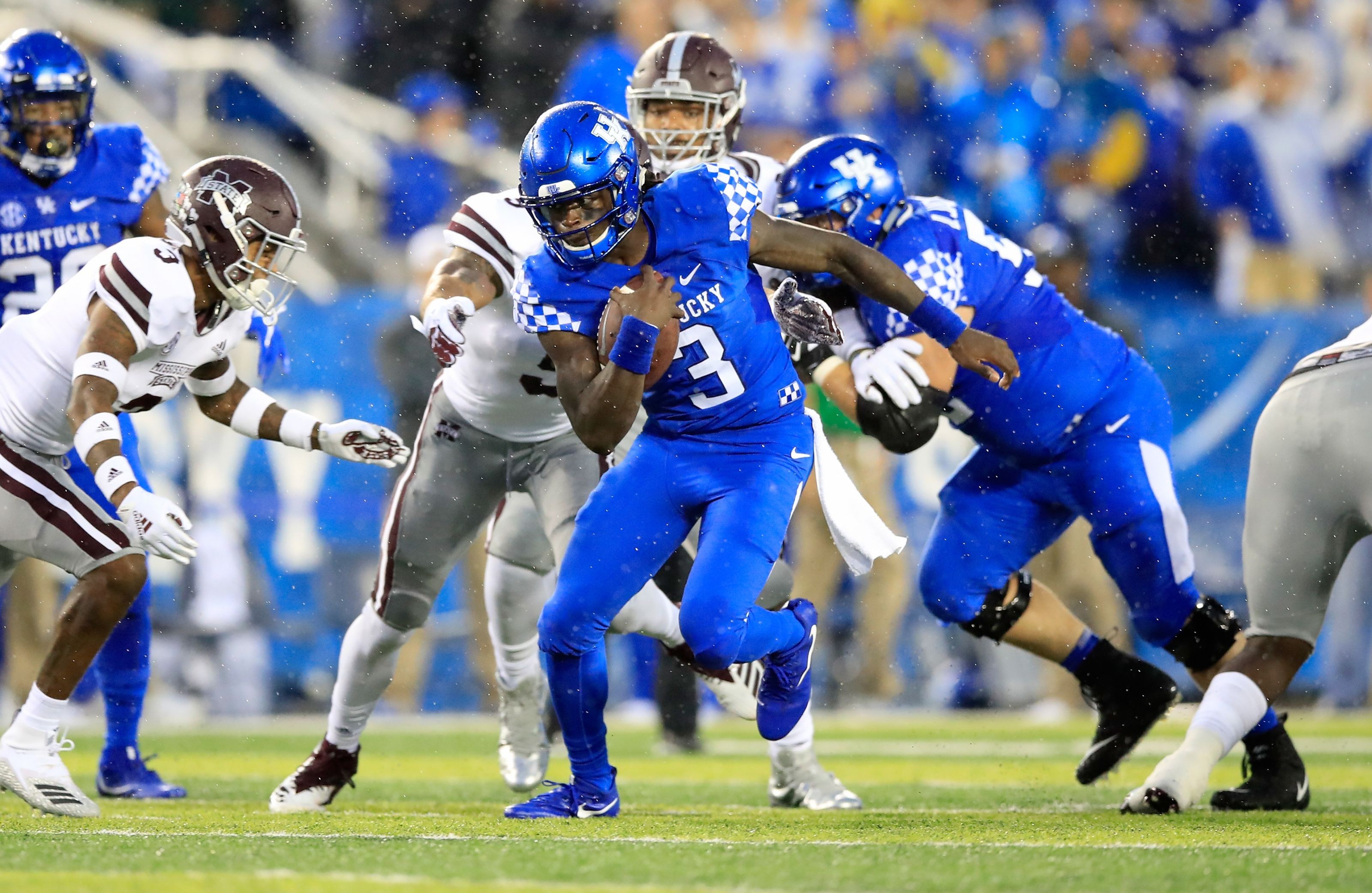 Mississippi State football drops in Coaches poll after losing on the road