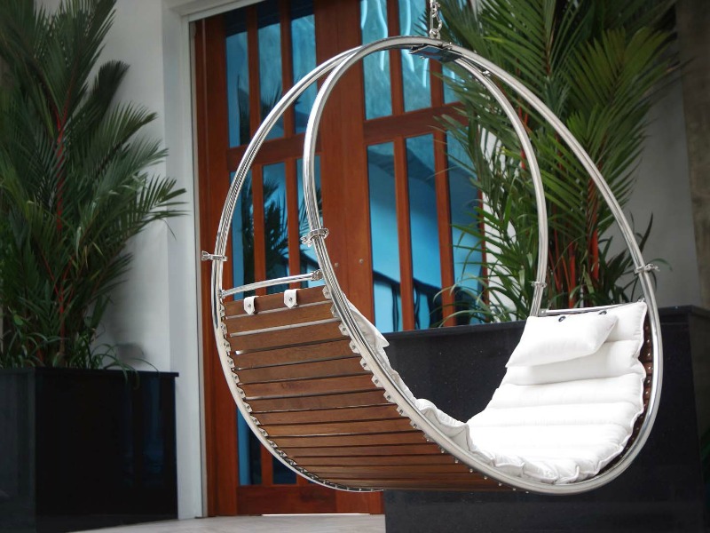 One way to measure the clout of an academic specialty is to count the number of endowed chairs and professorships it commands. Chill Out in These Hammocks for Any Space