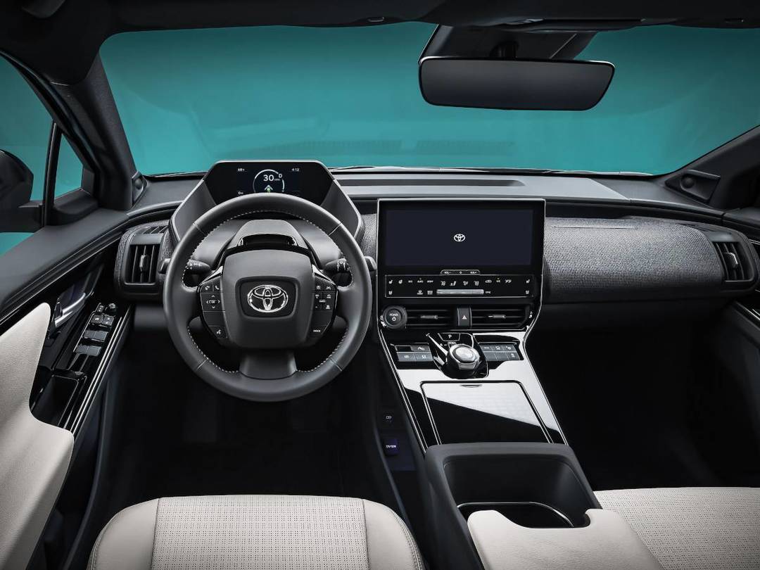 To michelle young's contestants, abc has a big pool of men to choose from for the next bachelor. Toyota presenta la prima auto elettrica "Beyond Zero", ma