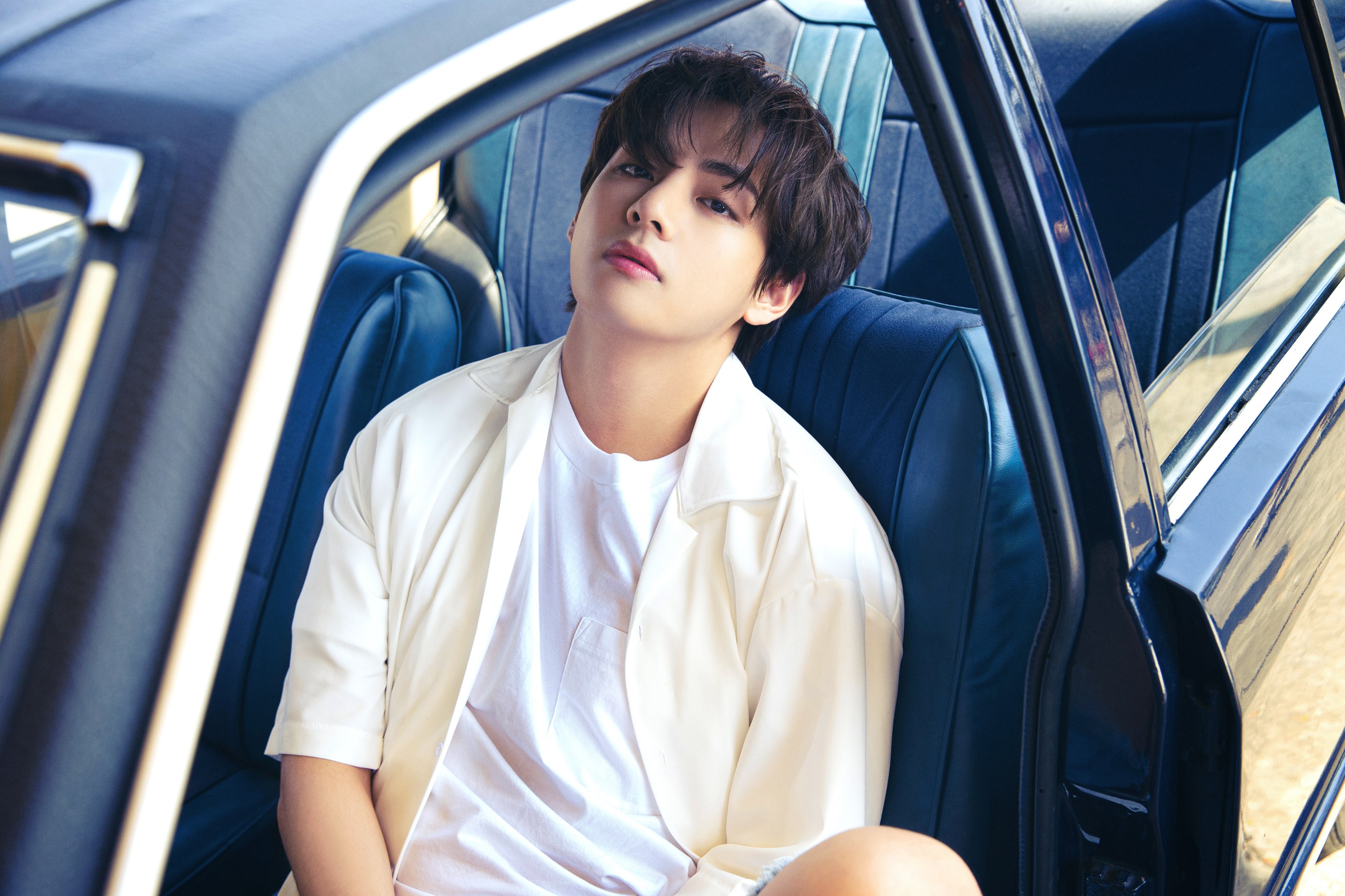 There are no adequate words to describe the incredible styling collection of v. Bts Army Send Messages Of Support To V Following Health Concerns For