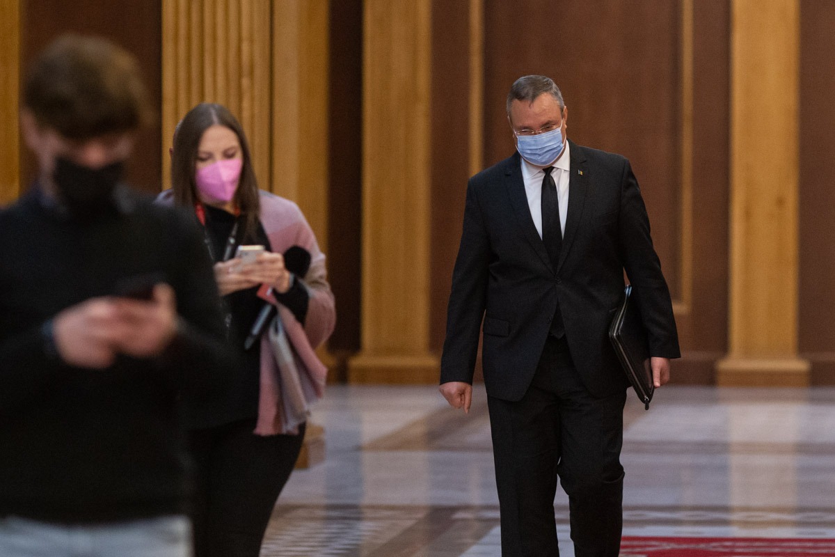Surse Liberalii Au Convocat Pentru Vineri La Ora 11 ÈedinÈa Biroului Executiv Al Pnl Pentru A Discuta Lista De MiniÈtri Guvernul CiucÄ Are Èanse SÄ TreacÄ De Parlament