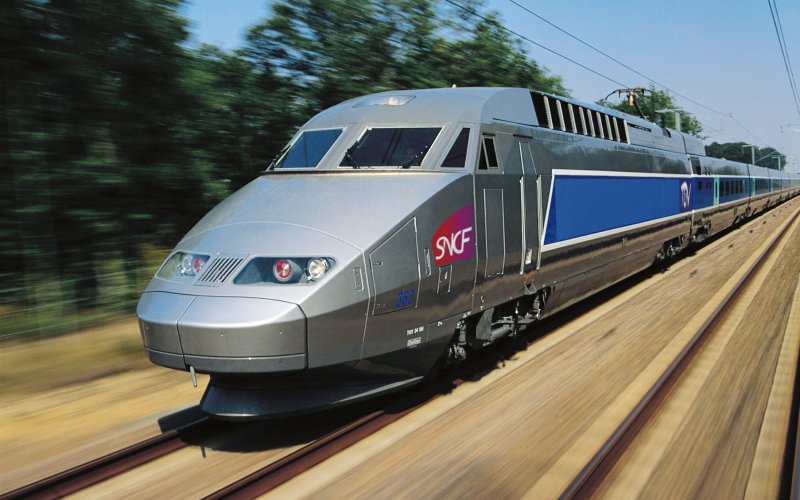 All things considered, the whole journey should take from 2 . Trains Barcelona Sants Main Station Paris Cheap Train Tickets Happyrail