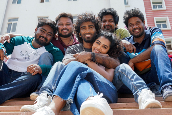 மாஸ் காட்டும் பிரதீப் ரங்கநாதனின் டிராகன்.. இதுவரை இத்தனை கோடி வசூலா மாஸ் காட்டும் பிரதீப் ரங்கநாதனின் டிராகன்.. இதுவரை இத்தனை கோடி வசூலா