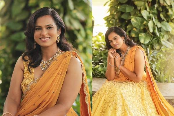 சேலையில் பிக் பாஸ் ரம்யா பாண்டியன் லேட்டஸ்ட் கண்கவரும் கிளிக்ஸ் சேலையில் பிக் பாஸ் ரம்யா பாண்டியன் லேட்டஸ்ட் கண்கவரும் கிளிக்ஸ்