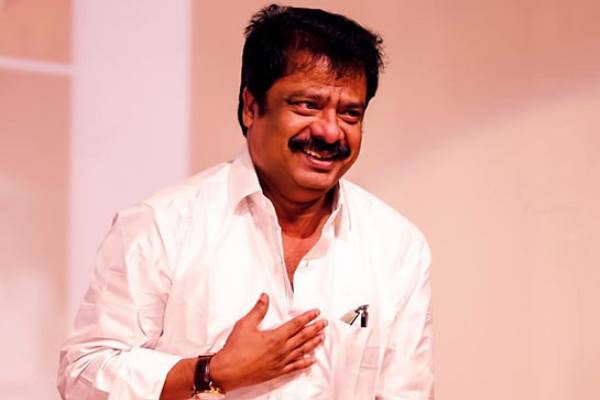 சூப்பர் ஹிட் சீரியலில் என்ட்ரி கொடுக்கும் பிரபல நடிகர் பாண்டியராஜன்.. எந்த தொலைக்காட்சி தொடர் தெரியுமா? சூப்பர் ஹிட் சீரியலில் என்ட்ரி கொடுக்கும் பிரபல நடிகர் பாண்டியராஜன்.. எந்த தொலைக்காட்சி தொடர் தெரியுமா?