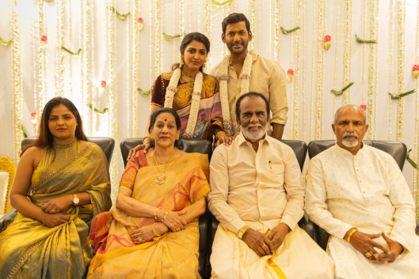 தேதிய அறிவிச்சாலே தள்ளி போகுது.. திருமணம் குறித்து விஷாலின் தந்தை பேச்சு தேதிய அறிவிச்சாலே தள்ளி போகுது.. திருமணம் குறித்து விஷாலின் தந்தை பேச்சு