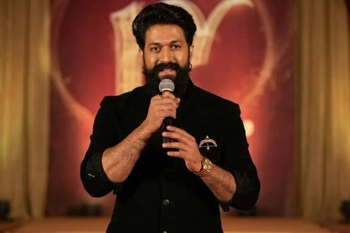இராமாயணா பட நிகழ்ச்சியில் கலந்துகொள்ள நடிகர் யஷ் அணிந்துவந்த வாட்ச் விலை இத்தனை லட்சமா?… யப்பா இராமாயணா பட நிகழ்ச்சியில் கலந்துகொள்ள நடிகர் யஷ் அணிந்துவந்த வாட்ச் விலை இத்தனை லட்சமா?… யப்பா