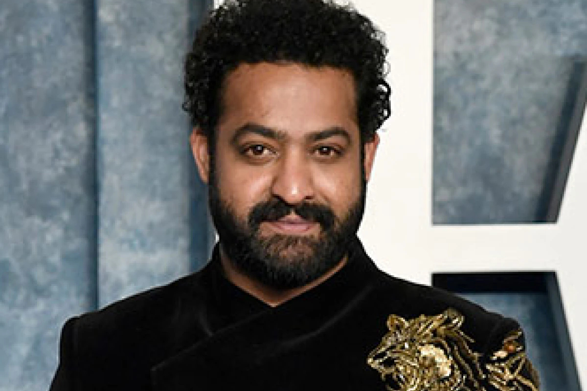 நடிகர் ஜூனியர் என்.டி.ஆரின் நெட் ஒர்த்.. இத்தனை கோடி சொத்துக்கு சொந்தக்காரரா இவர் நடிகர் ஜூனியர் என்.டி.ஆரின் நெட் ஒர்த்.. இத்தனை கோடி சொத்துக்கு சொந்தக்காரரா இவர்