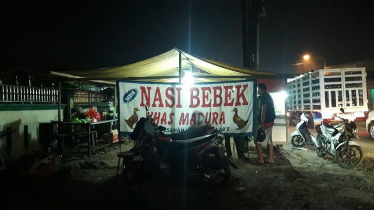 Maybe you would like to learn more about one of these? Oknum Polisi yang Maki Pedagang Nasi Bebek Telah Dihukum