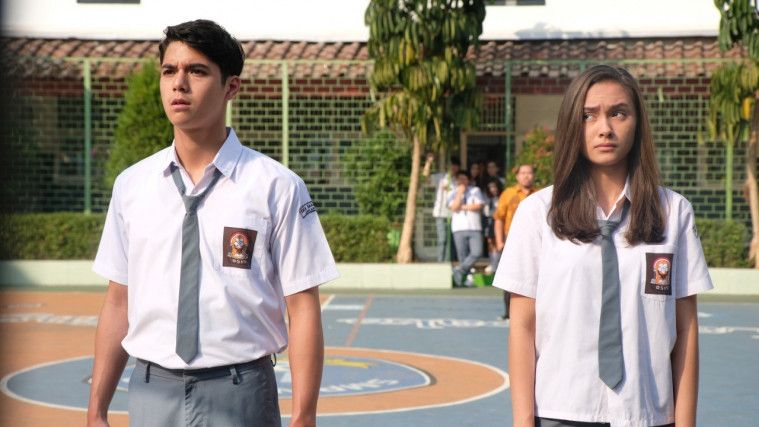 25 Film Romantis Indonesia Terbaik Tentang Percintaan Remaja