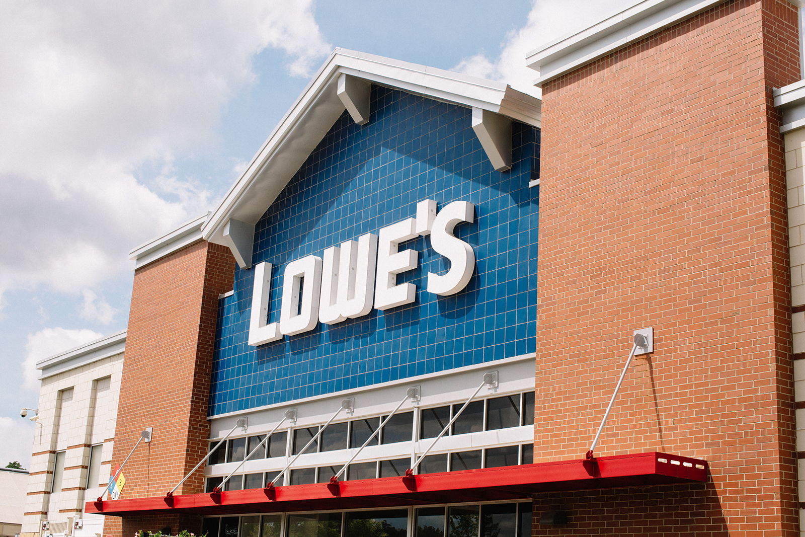Get kemp's frozen yogurt for 99¢, free italian ice, and more. Lowe S Labor Day Sale 2021 The Best Deals During The Holiday Weekend T3