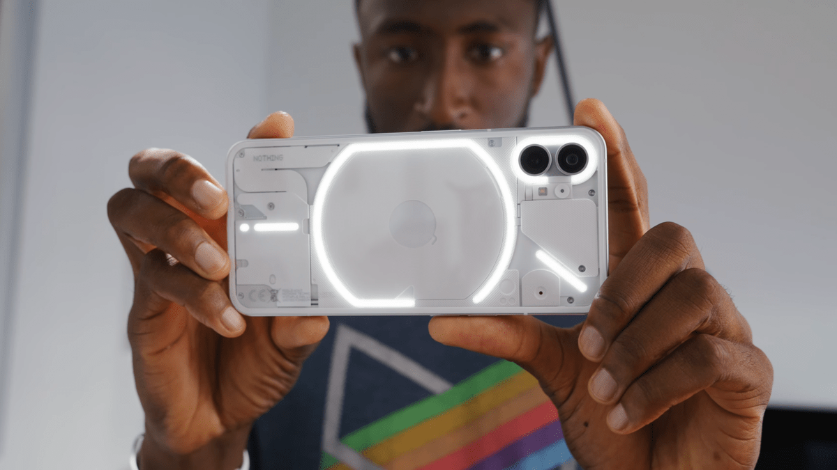 Nothing Phone 1 Hands on Shows How It Plans To Illuminate The Market 