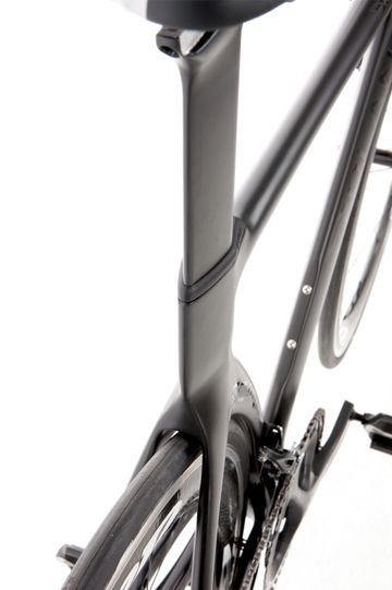 · the best saddle angle for climbing is a forward saddle tilt of 5 to 15° · this is what a . Dolan Scala Ultegra time trial bike | Cycling Weekly