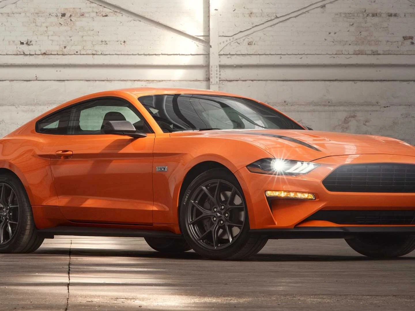 Ford Mustang High Performance Ora Ha 330 Cv