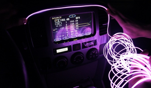 podsvetka salona avtomobilya delaem