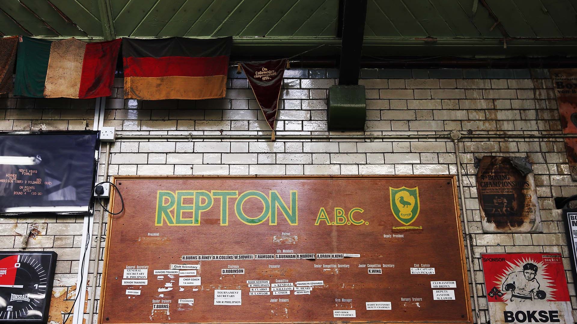 Women's beginner boxing classes tone up, one on one personal training, drop a … 12 Best Boxing Gyms In London | Square Mile