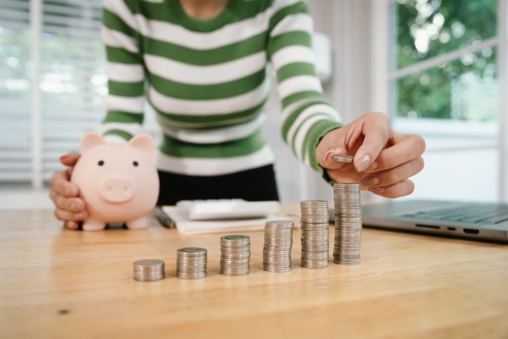 Building Wealth Through Smart Lifestyle Decisions