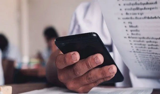 وزارة التربية تكشف حقيقة تسريب امتحان الفلسفة وتفجر مفاجأة مدوية.. خبر_عاجل
