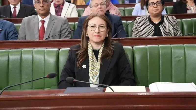 عاجل/ وزيرة المالية لا تستبعد اللجوء الى الاقتراض الخارجي