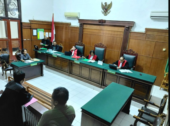 Diduga Tahan Dana Nasabah, Bank BNI Absen Saat Disidang Gugat