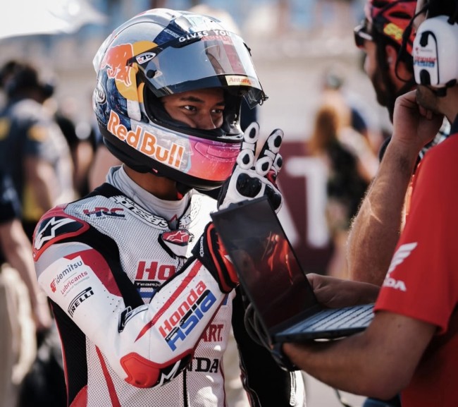 Moto3 Ceko Hari Ini: Veda Ega Melesat dari Posisi 20, Finis 5 Besar di Moto3 Ceko