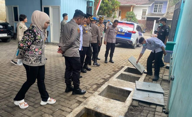 Kapolresta Malang Kota Tinjau Dua SPPG Polri, Pengelolaan Limbah Jadi Sorotan