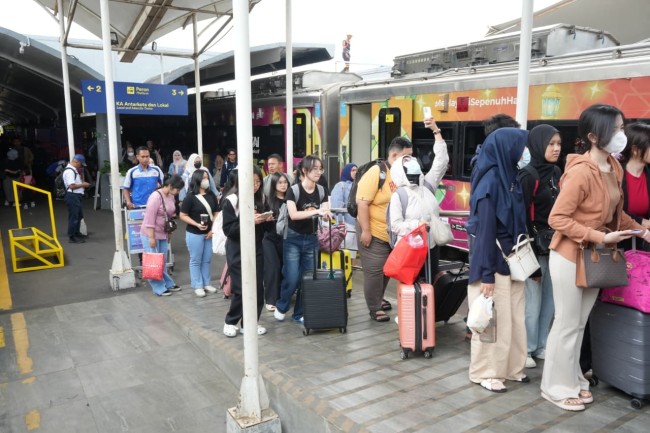 Diskon Tiket Kereta 17 Persen, Ini Jadwal Beli dan Syarat Perjalanan 17 Agustus