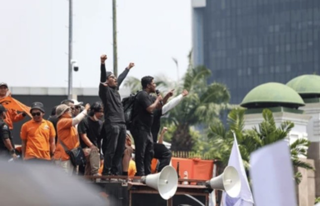 Demo 27 Agustus di DPR: Ini Kelompok yang Turun dan Tuntutannya