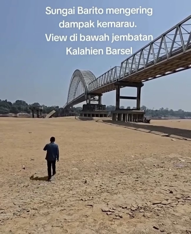 Sungai Barito Viral Bak Padang Pasir, Mengapa Airnya Menyusut Drastis?