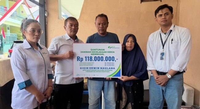BPJS Ketenagakerjaan Banyuwangi Serahkan Santunan JKK kepada Ahli Waris Pekerja SPPG
