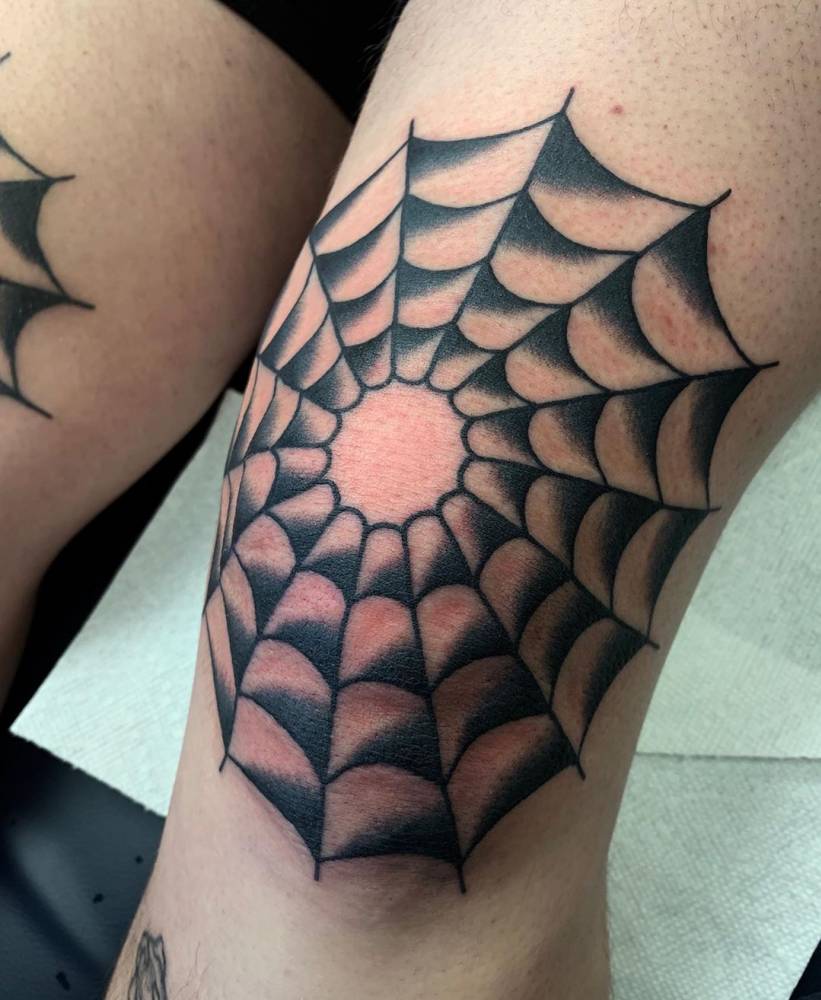 Spiderweb Tattoo On The Knee. 1000_x_821_jpg