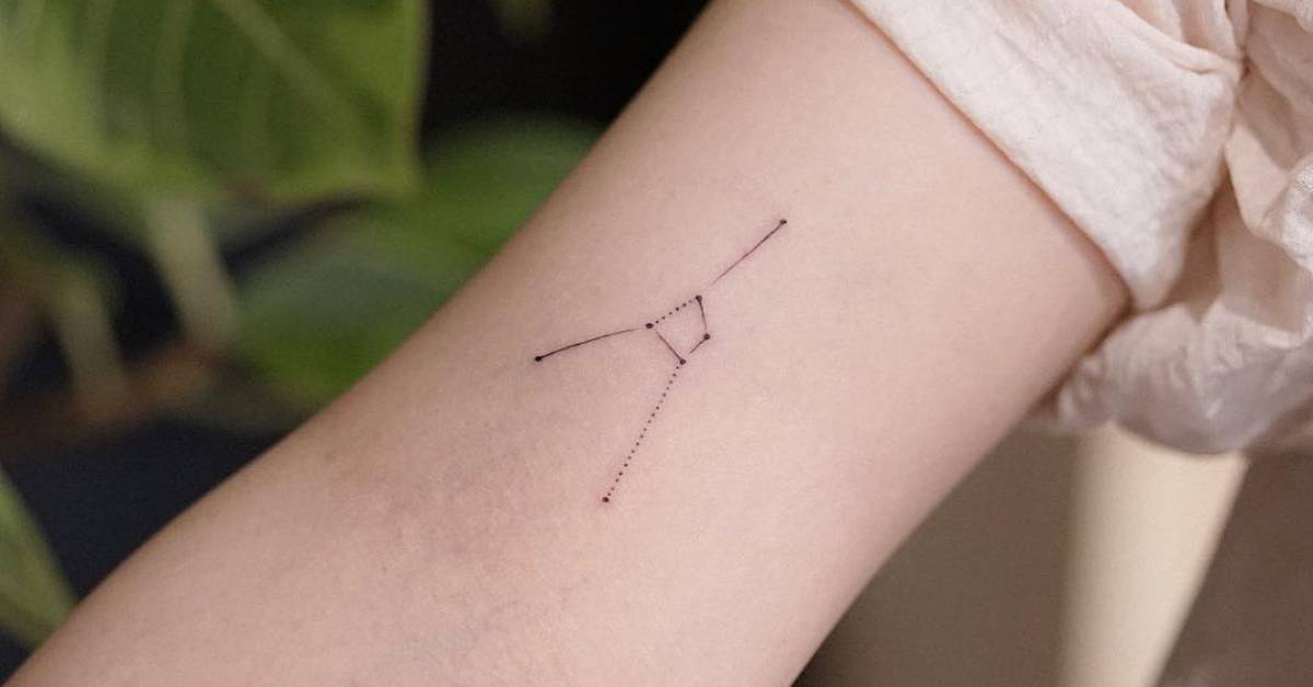 Minimalist Cancer Constellation Tattoo In Fine Line. 628_x_1200_jpg