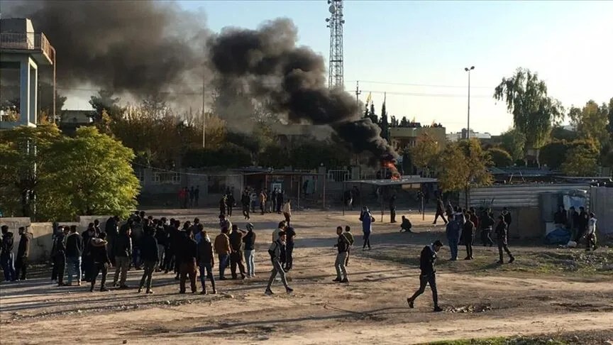 العراق.. الأمن يفرق محتجين ويوقف 5 ناشطين وصحفيين بالسليمانية