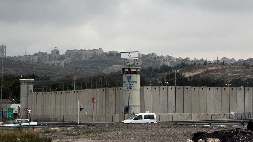 مسؤول فلسطيني: سنطلب من إسرائيل إشراك الأسرى بالانتخابات