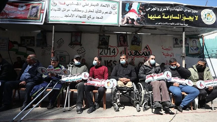 غزة.. جرحى فلسطينيون يطالبون بحقوقهم في يومهم الوطني