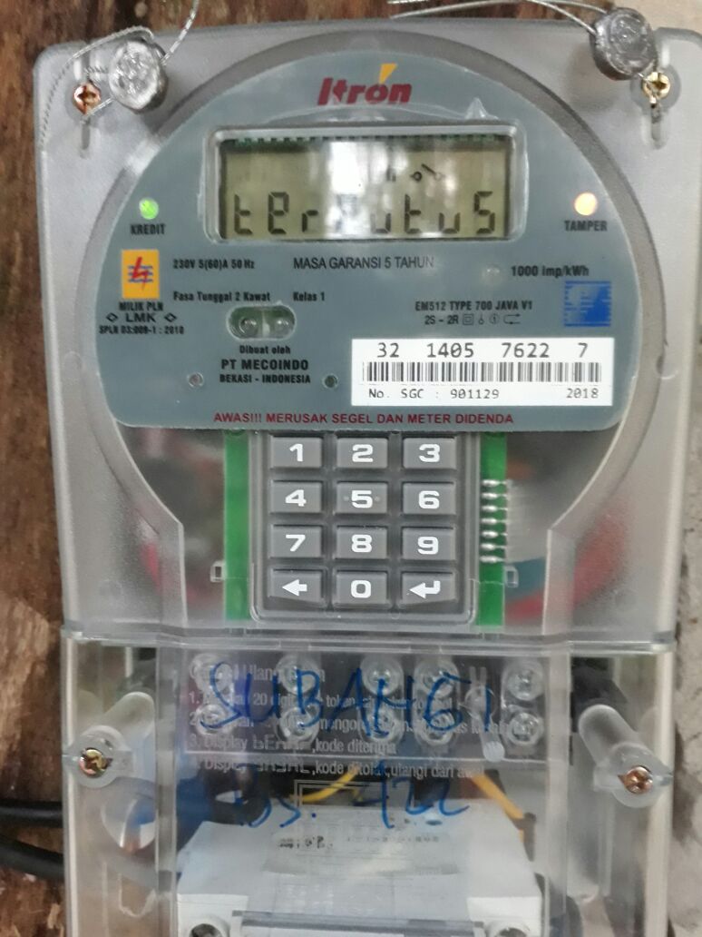 Beberapa merk meteran seperti conlog atau itron umumnya langsung menampilkan informasi mengenai sisa kwh di layar meterannya. Bagaimana Menangani Listrik Prabayar Di Lcd Ada Tulisan Terputus Cecep Munawar Depok