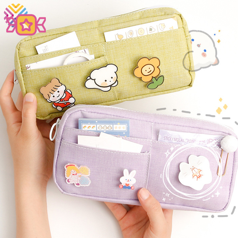 Tempat pensil alat tulis sederhana dengan teks kapasitas besar hitam dan putih pensil multifungsi. Tempat Pensil Multifungsi Motif Kartun Lucu Bahan Kanvas Kapasitas Besar Untuk Pelajar Jp4 Shopee Indonesia