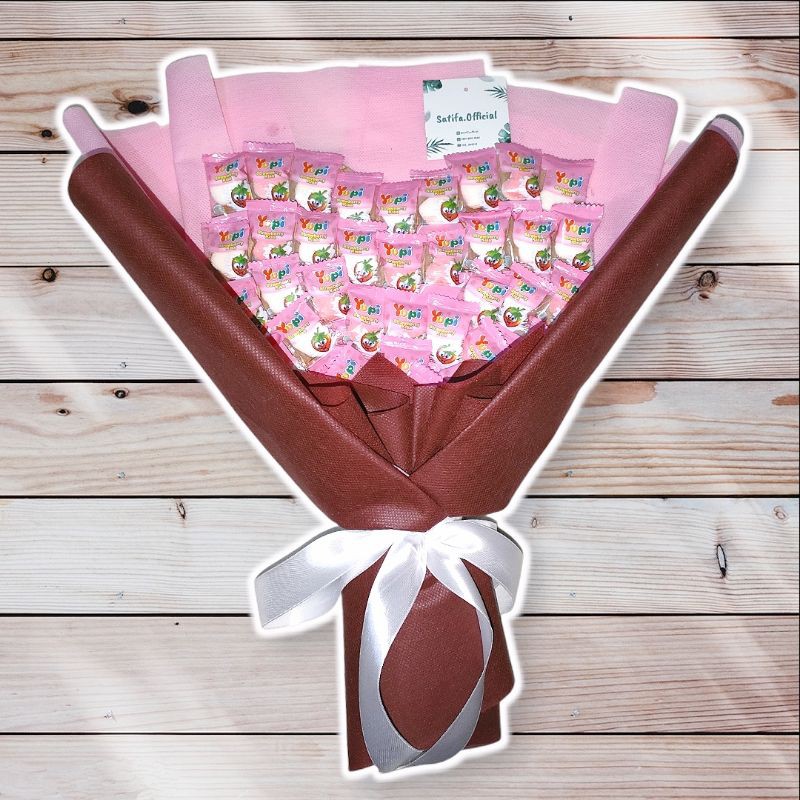 Tidak diperlukan atribusi dan retribusi. Bucket Permen Yupi Buket Wisuda Bouquet Gift Graduation Buket Snack Shopee Indonesia