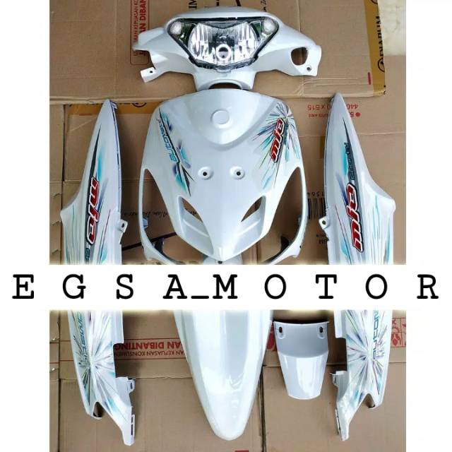 Lagi ramai diburu, harga mio sporty dan smile . Full Body Halus Lampu Depan Yamaha Mio Smile Putih Dan Striping Shopee Indonesia