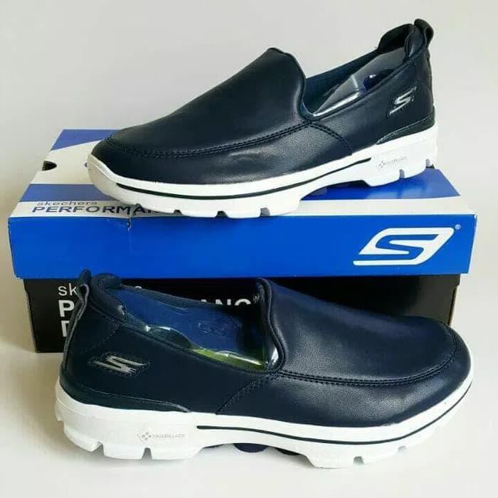 Biasnya skechers asli cenderung memiliki jahitan yang lebih rapi, . Awas Palsu Sepatu Pria Skechers Skecher Sketchers Sketcher Gowalk 3 Leather New Navy 41 Shopee Indonesia