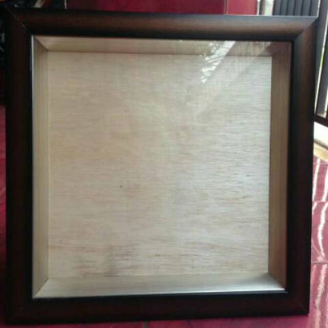 We’ve built custom box frames for everything from books to football shirts, from 3d baby hand prints to teddy bears. Frame Mahar Bingkai 3d Box Uk Luas Dlm 30x30 Cm Pigura Scrapbook Pop Up Foto 3 Dimensi Scrapframe Shopee Indonesia