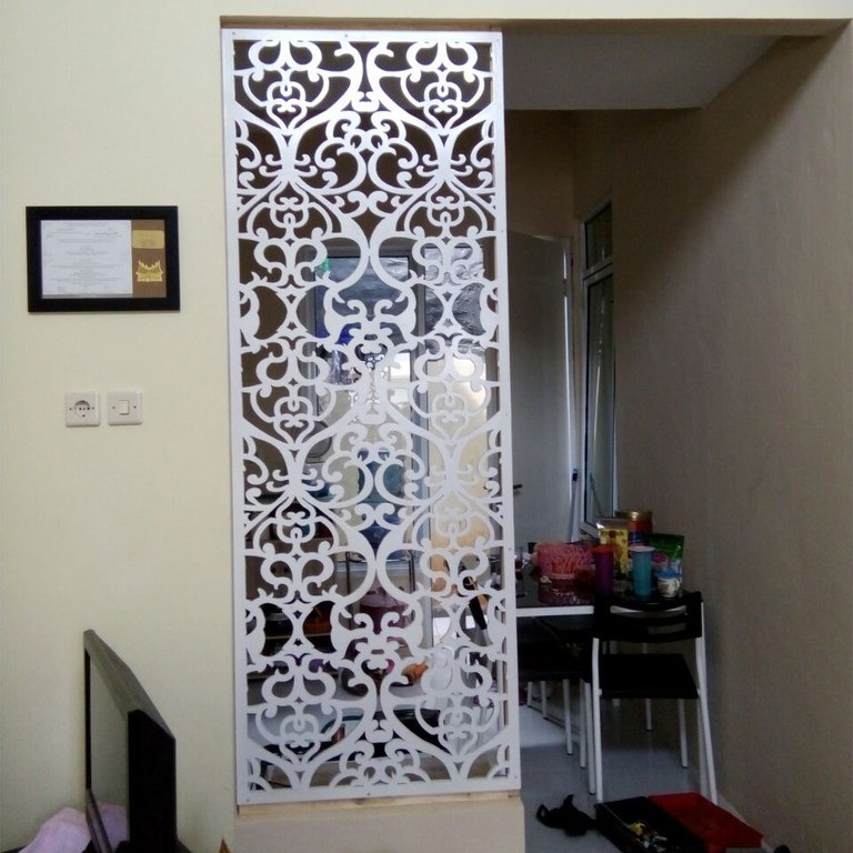 Dengan menggunakan sedikit kreativitas, material kayu dapat menjadi beragam model desain sekat ruangan yang cantik dan multifungsi. Jual Penyekat Ruangan Model Penyekat Ruangan Model Penyekat Ruangan Dari Kayu Klasik11 1panel Custom Indonesia Shopee Indonesia