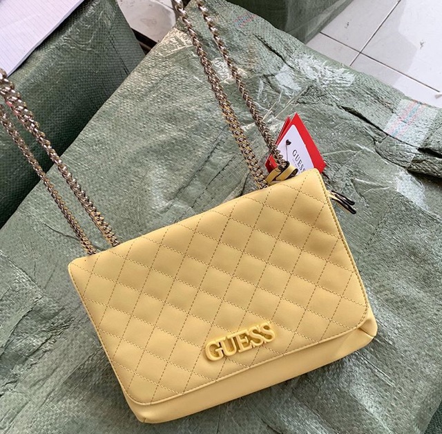 I went into the guess store and saw a cute purse and it was actually. Tas Guess Wanita Ilanna Bag Ori Sling Bag Guess Handbag Guess Shopee Indonesia