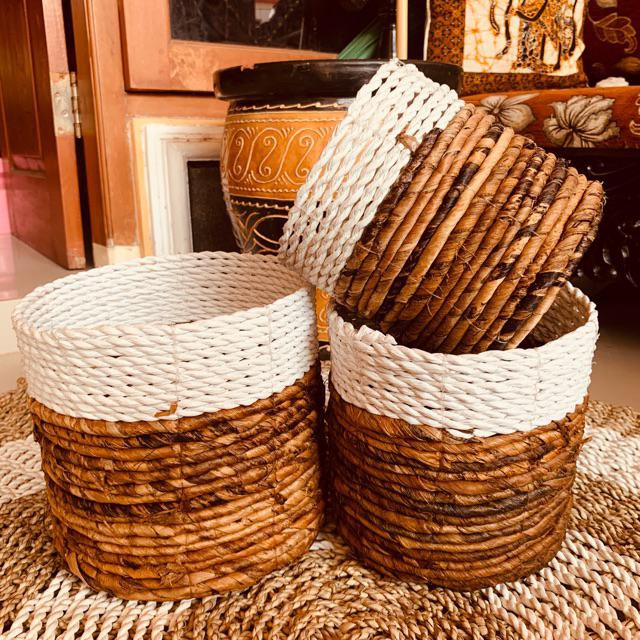 Cara membuat bunga dari daun pisang kering || flowers from banana leaves. Cover Vas Bunga Hias Cover Pot Bunga Anyaman Banana Pelepah Pisang Fiber Keranjang Pot Isi 3 Pcs Shopee Indonesia