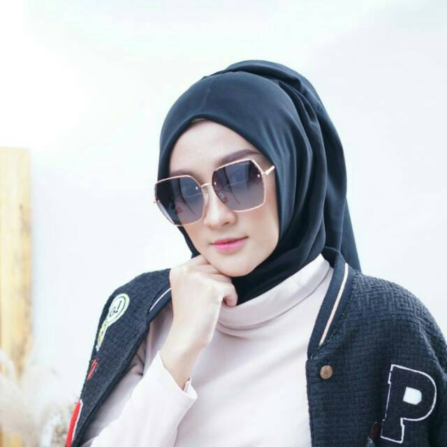 Jual Kacamata Hitam Wanita Fashion / Chanel A596 Super Free Cairan Pembersih Dan Lap Size 60-14-133 Indonesia|Shopee Indonesia 640_X_640_jpg