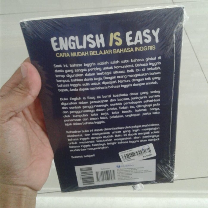 Doa menjadi bukti sekaligus pengakuan akan kelemahan diri kita kepada tuhan sang pencipta alam semesta. Ready Buku English Is Easy Cara Mudah Belajar Bahasa Inggris By Diana Cristi Terbatas Shopee Indonesia