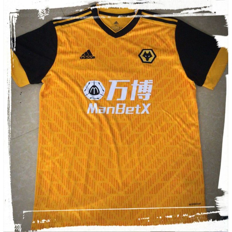 Featuring detailed colour matching and dyeing to be true wolves gold and bring it back home to the club and fans. Jual Jersey Wolverhampton Home 2020 2021 Go Indonesia Shopee Indonesia