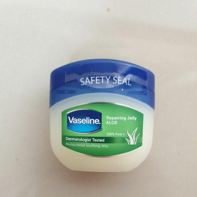Hgtv shares how to grow and use aloe vera in your home. Vaseline Repairing Jelly 50ml 100ml Vaseline Baby Aloe Vera Shopee Indonesia
